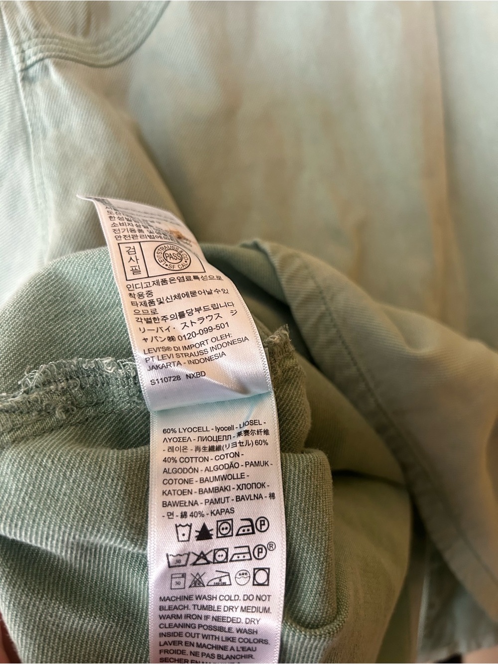 Levi's Tyla Shirt Button Down Collar Blue Surf Green Cotton Lyocell Size Small - Picture 8 of 8